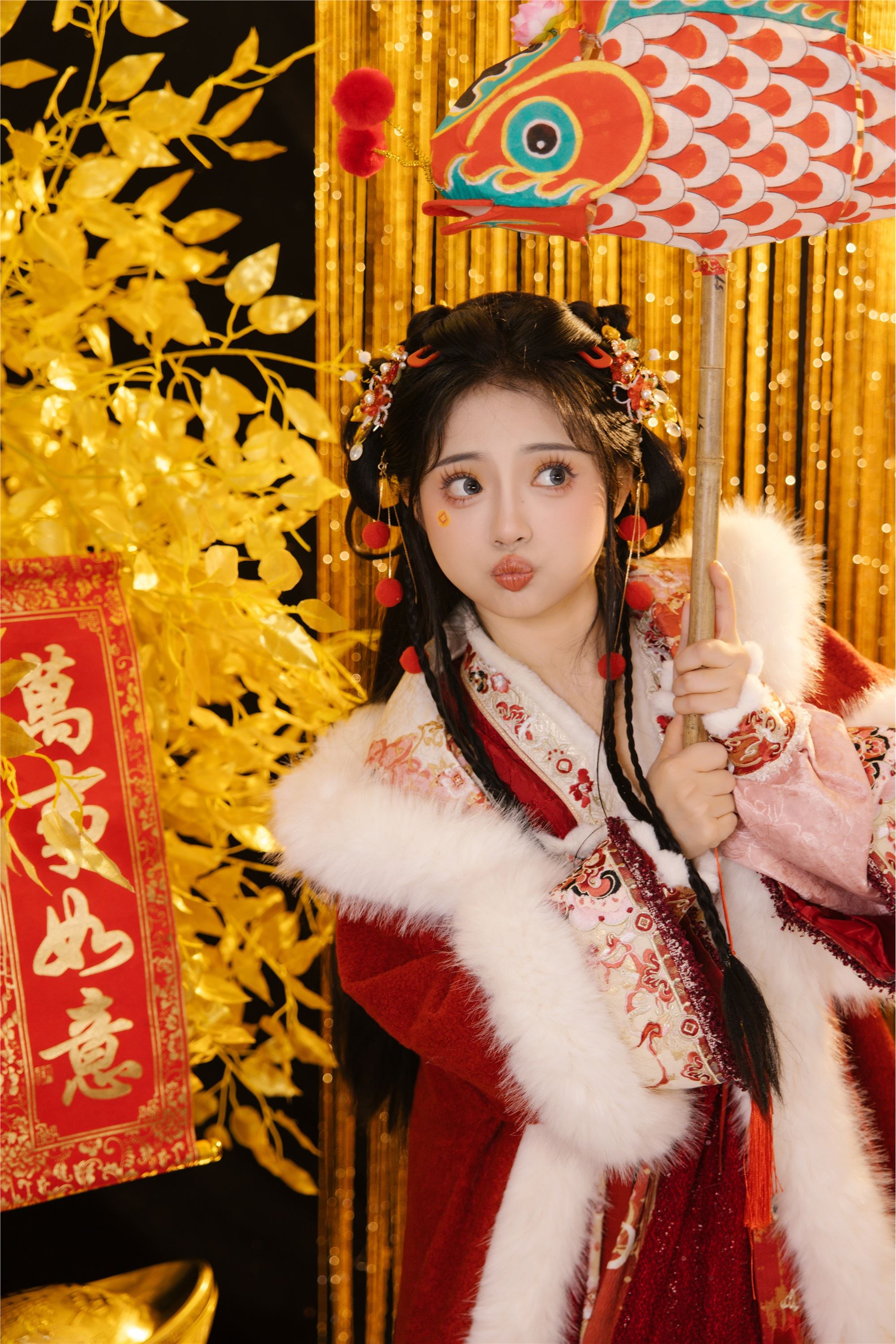 YITUYU艺图语 2025.01.30 蛇年大吉 衔鹿